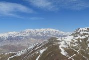 صعود به قله نیزوا با باشگاه ایران کوهستان